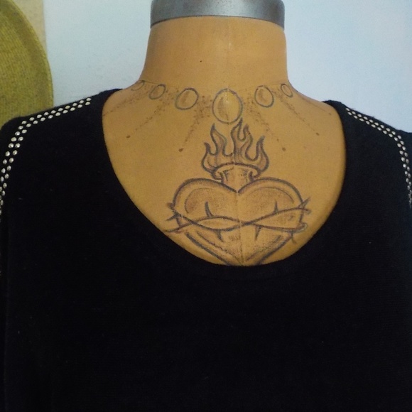 Long Tunic Sweater Gold Studs Cold Shoulder - Picture 3 of 11